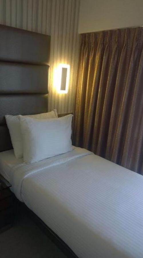 Hotel Kk Residency Chandigarh Ngoại thất bức ảnh
